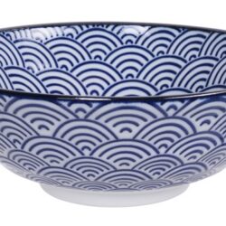 Håndlavet Japansk ramenskål. Nippon blue findes i flere flotte mønstre i hvid og blå og passer sammen som et mixet mønster.